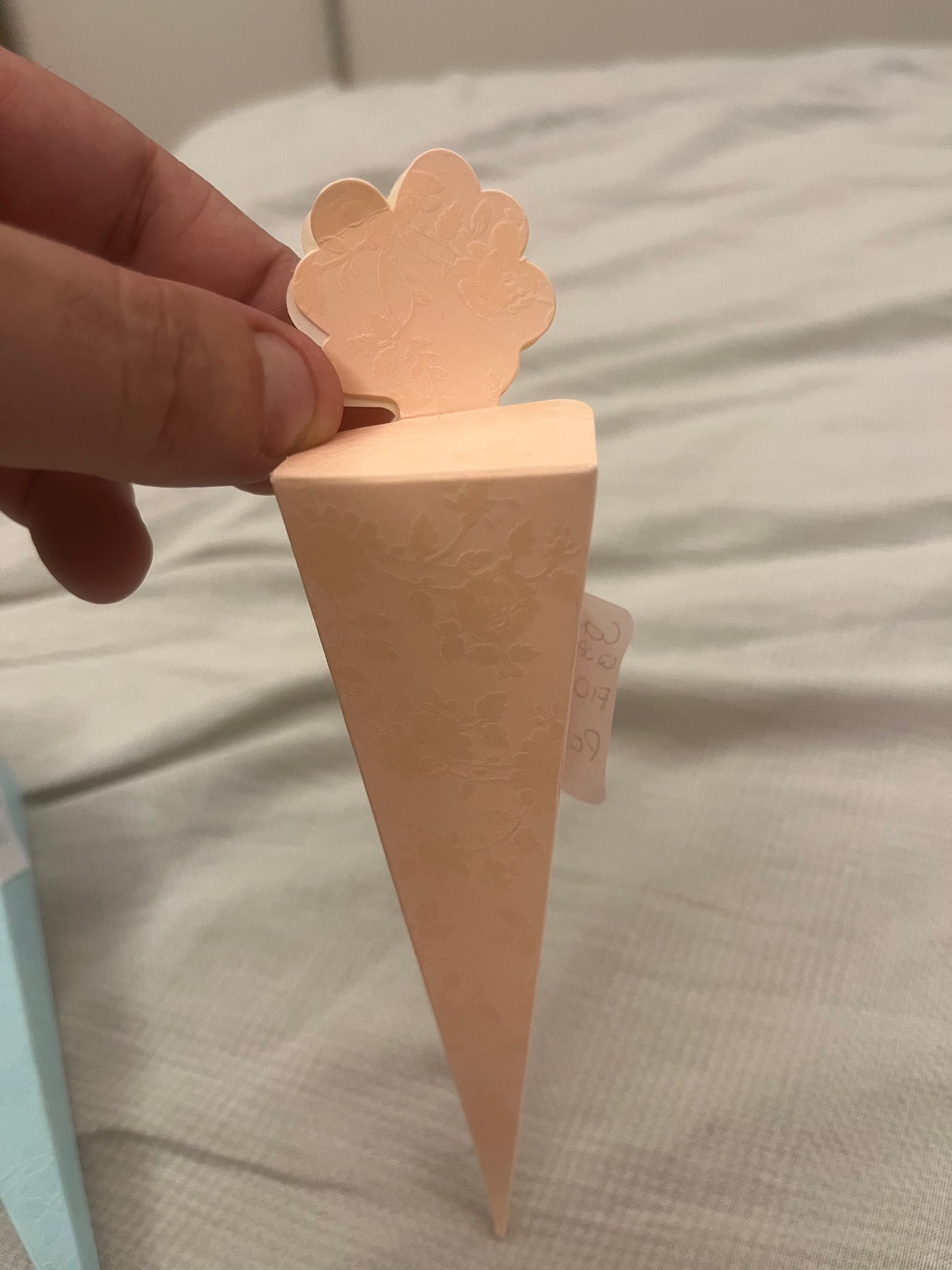 Pz 10 Cono con Fiore – rosa/celeste